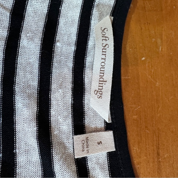 Soft Surroundings Black and White Striped Long Sleeve Linen Blend Top - Size S - Picture 4 of 5